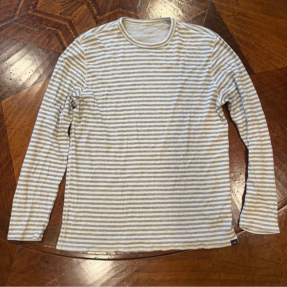 Faherty Lightweight Striped Long-Sleeve Crewneck — Light Gray & White